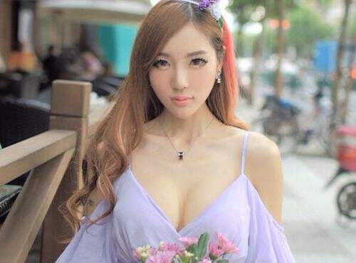 龙珠直播梦楠大秀女神级身材 爆曾有人欲包养 18183Android游戏频道