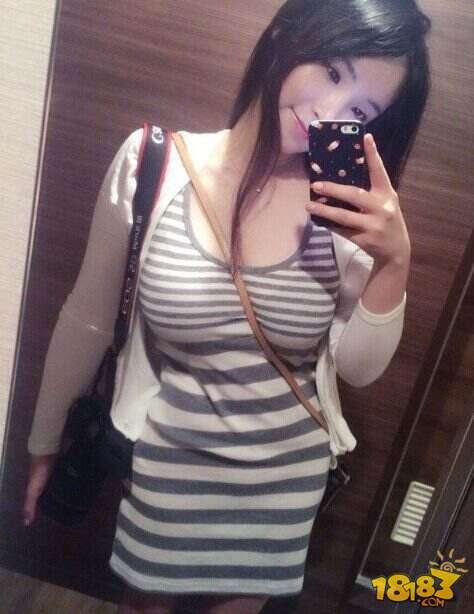 太大衣服都爆开了 斗鱼直播乳神PK龙珠五金花