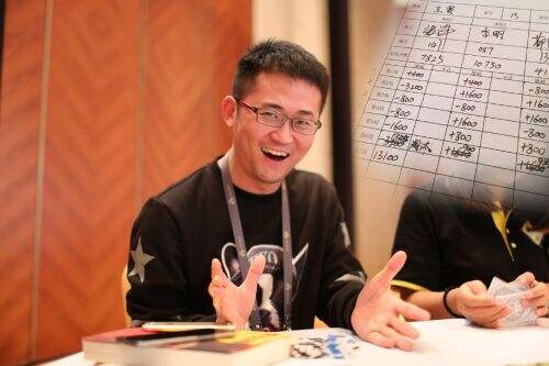 2015腾讯棋牌年度盛典:对三要不起 欢乐斗地主边赛欢乐多