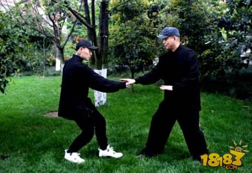 谢帝为绝世武神手游创作主题曲嘻哈歌手竟是形