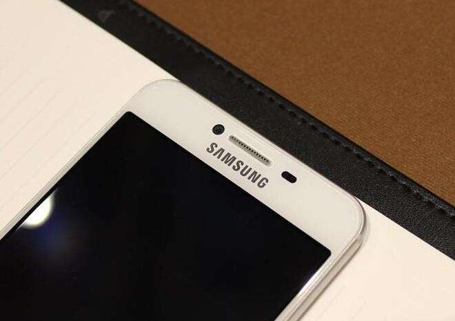 中国特供三星C5首发评测 价格2199起颜值超赞