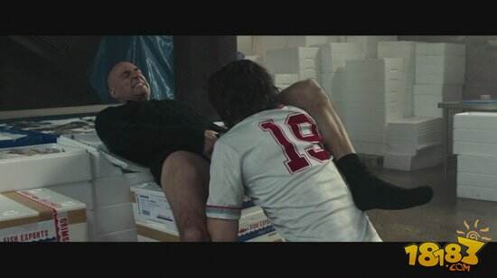 污的毁天灭地!年度最污《王牌贱谍》_18183新闻中心